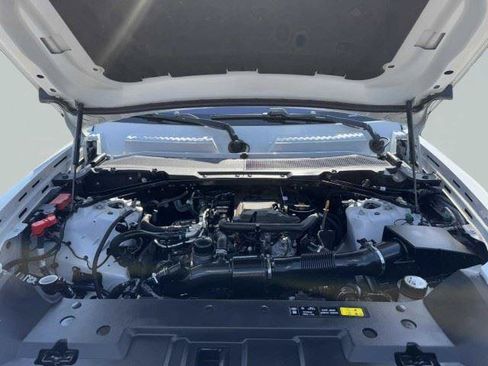 Used 2021 Land Rover Defender 90 AWD/4WD image 60