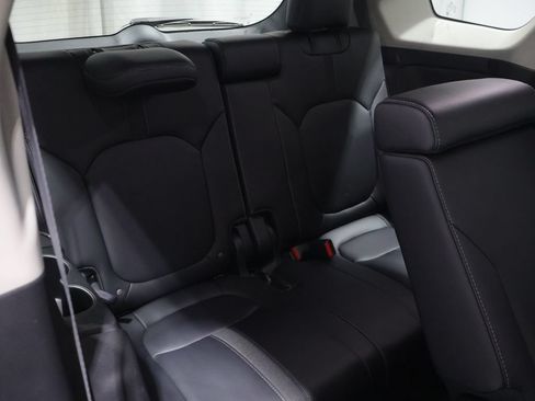 Used 2025 Honda Pilot EX-L image 21