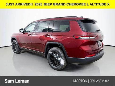 New 2025 Jeep Grand Cherokee L Altitude image 5
