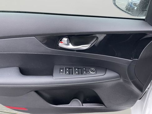 Used 2023 Kia Forte GT-Line image 21