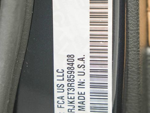 Used 2024 Jeep Grand Cherokee L Summit w/ Advanced Protech Group IV AWD/4WD image 46