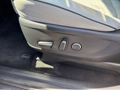 Used 2025 Hyundai Palisade SEL FWD image 23