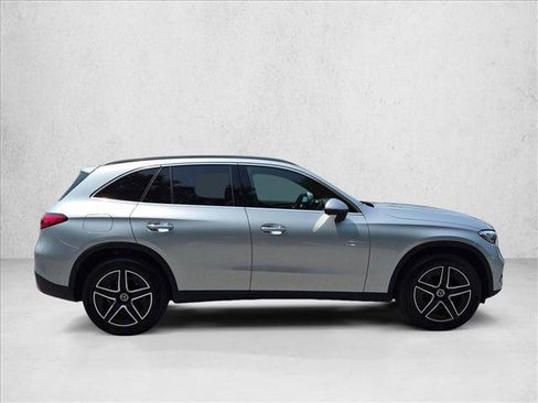 Certified 2026 Mercedes-Benz GLC 300 4MATIC image 4