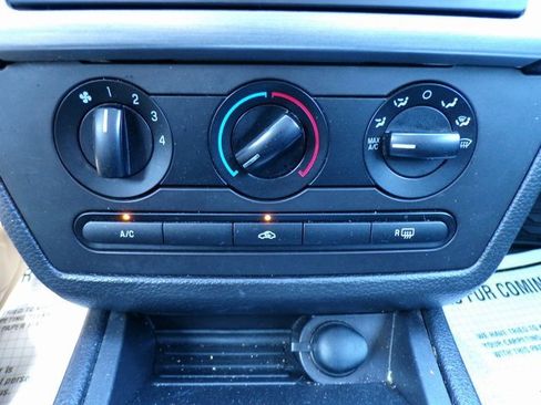 Used 2009 Ford Fusion SE image 22