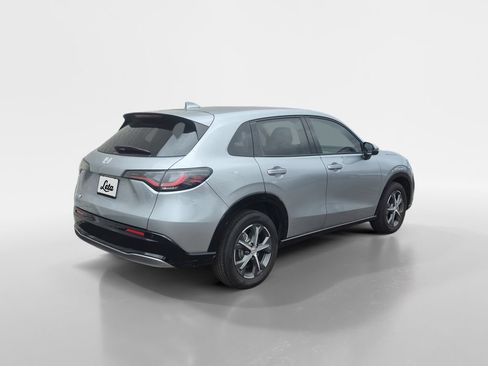 Used 2023 Honda HR-V EX-L image 4