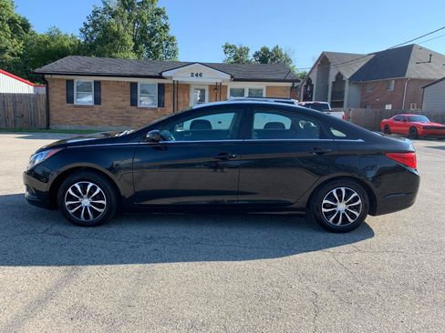 Used 2011 Hyundai Sonata GLS FWD image 4