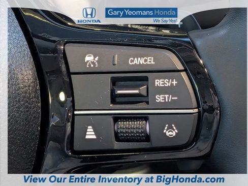 Certified 2025 Honda Pilot Elite image 31