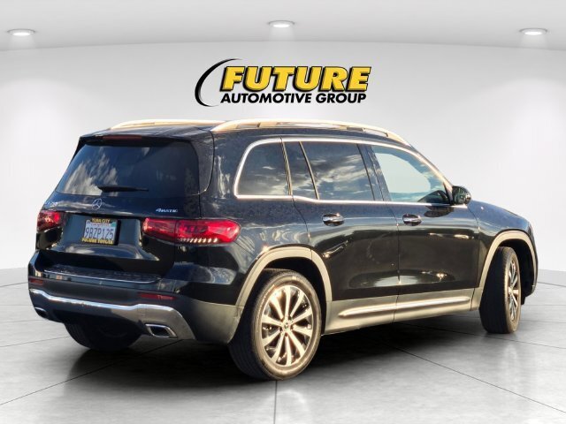 Used 2022 Mercedes-Benz GLB 250 4MATIC image 5