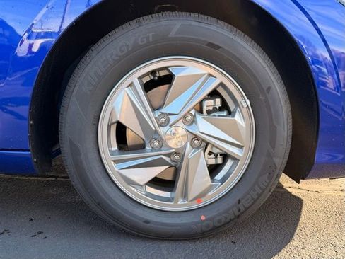 New 2026 Hyundai Elantra SE image 29