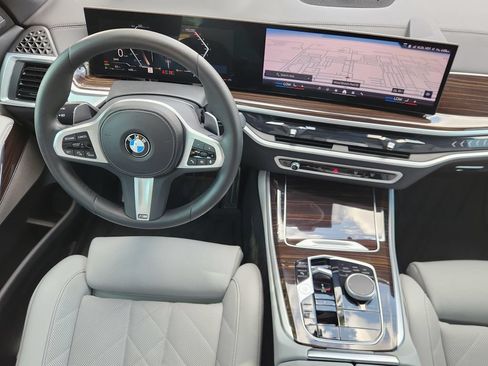 Used 2024 BMW X5 sDrive40i w/ M Sport Package RWD image 27