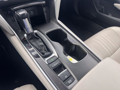 Used 2021 Honda Accord EX-L image 30