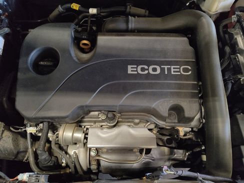 Used 2020 GMC Terrain SLE FWD image 30