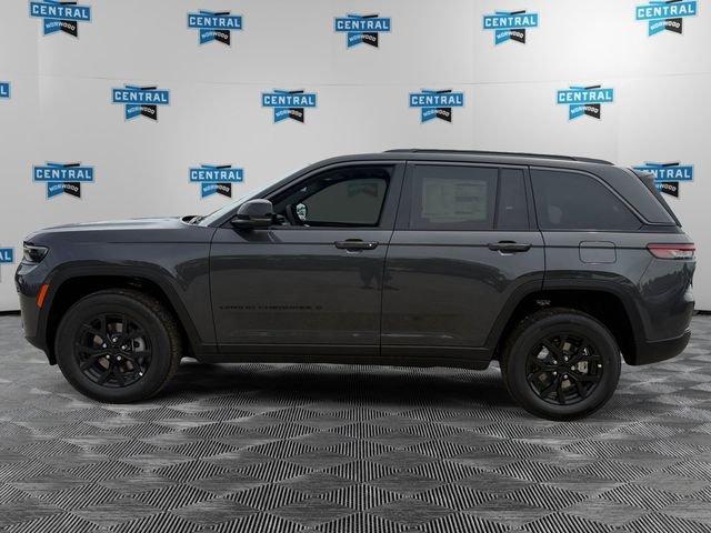 New 2026 Jeep Grand Cherokee Altitude AWD/4WD image 2