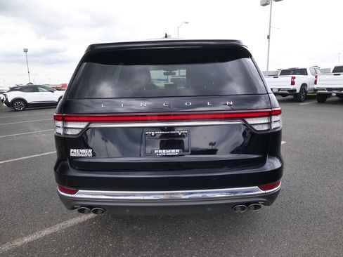 Used 2022 Lincoln Aviator AWD w/ Premium Package image 7