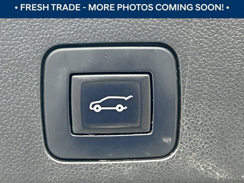 Used 2021 Buick Encore GX Essence w/ Advanced Technology Package image 14