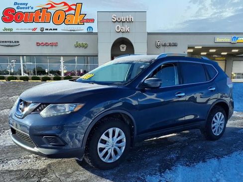 Used 2016 Nissan Rogue S w/ Appearance Package image 4
