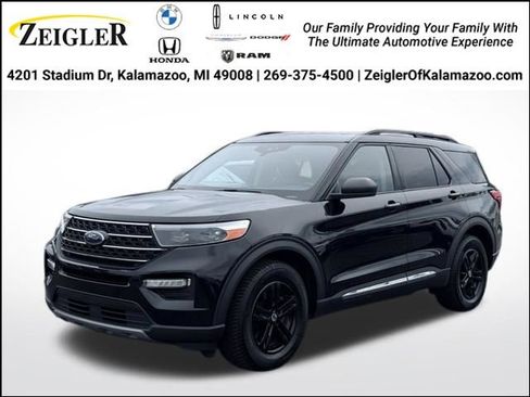 Used 2020 Ford Explorer XLT w/ Equipment Group 202A AWD/4WD image 1