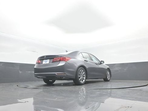 Used 2018 Acura TLX w/ Technology Package image 38