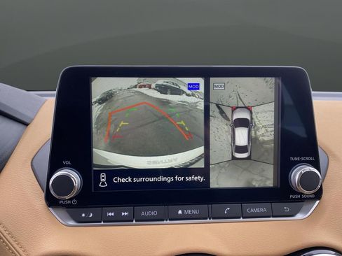 New 2025 Nissan Sentra SV w/ SV Premium Package image 10