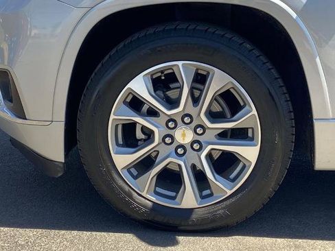Used 2020 Chevrolet Traverse Premier image 30