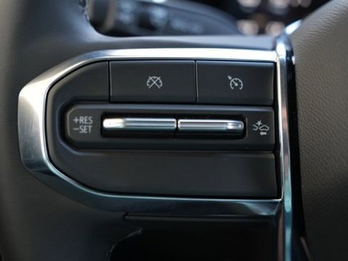 New 2025 GMC Canyon Elevation w/ Convenience Package image 12