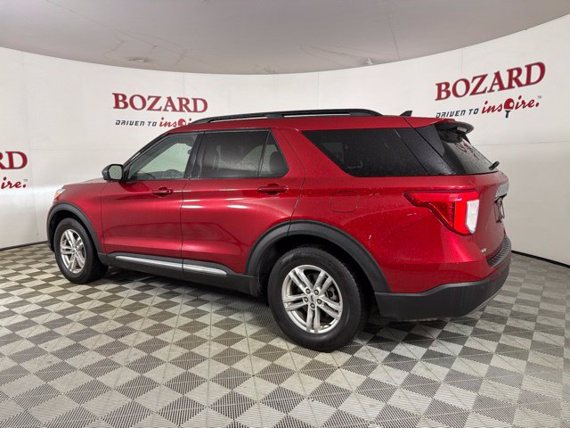 Used 2023 Ford Explorer XLT w/ Equipment Group 202A RWD image 7