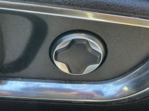 Used 2020 Acura MDX FWD image 26