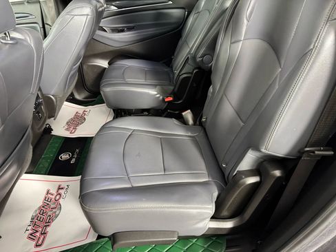 Used 2018 Buick Enclave Essence image 36