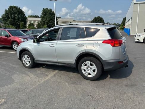 Used 2013 Toyota RAV4 LE AWD/4WD image 13