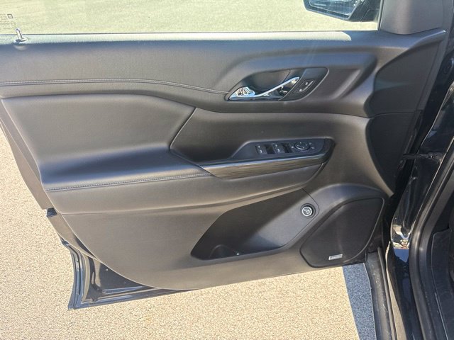 Used 2021 GMC Acadia SLT w/ Elevation Edition FWD image 13