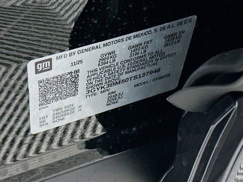 New 2026 Cadillac Optiq Luxury 1 image 21