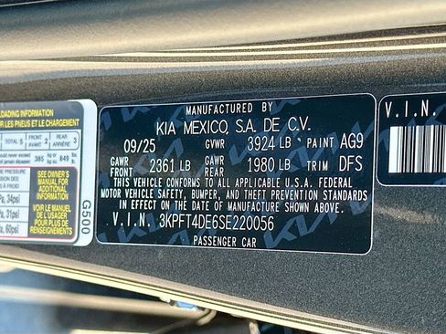 New 2025 Kia K4 LXS image 29