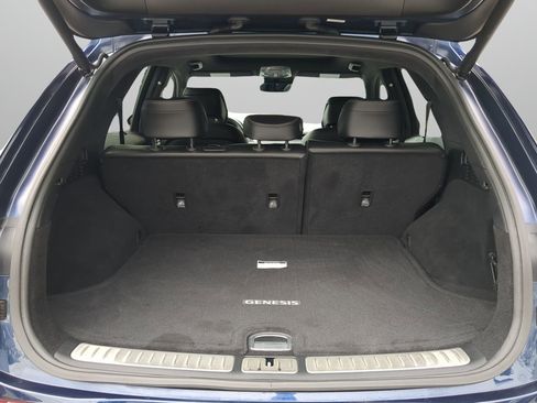 Used 2023 Genesis GV70 3.5T Sport w/ Sport Prestige Package image 38