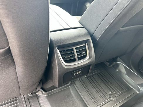 Used 2023 Chevrolet Blazer LT FWD image 22