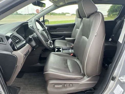 Certified 2024 Honda Odyssey Elite image 11