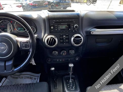 Used 2012 Jeep Wrangler Unlimited Rubicon w/ Dual Top Group AWD/4WD image 26