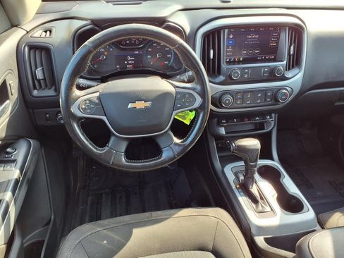 Used 2020 Chevrolet Colorado LT w/ Safety Package AWD/4WD image 9