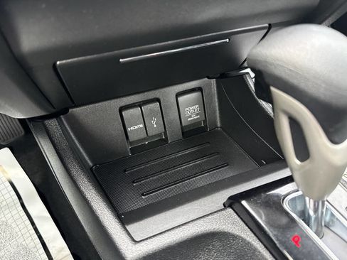 Used 2015 Honda Civic SE image 27