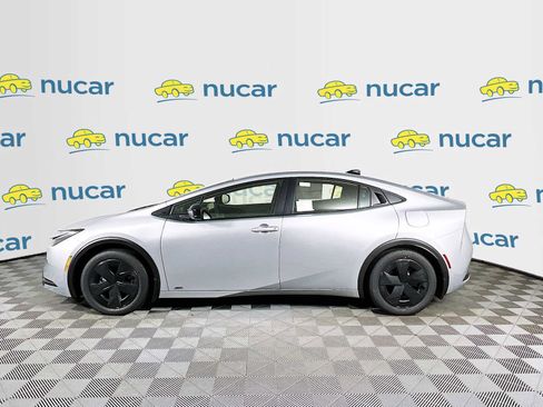 New 2026 Toyota Prius LE image 4