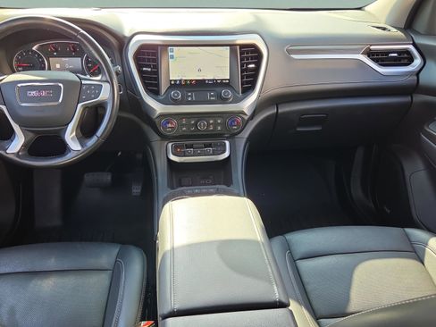 Used 2021 GMC Acadia SLT image 13