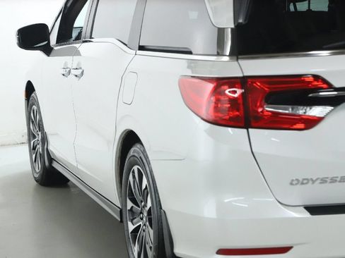 Used 2024 Honda Odyssey EX-L image 42