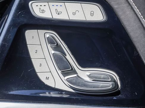Used 2021 Mercedes-Benz G 550 image 22