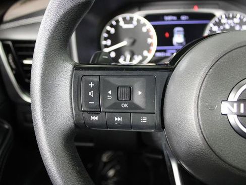 Certified 2023 Nissan Rogue SV image 25