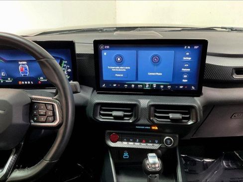 Used 2024 Ford Mustang Coupe image 6