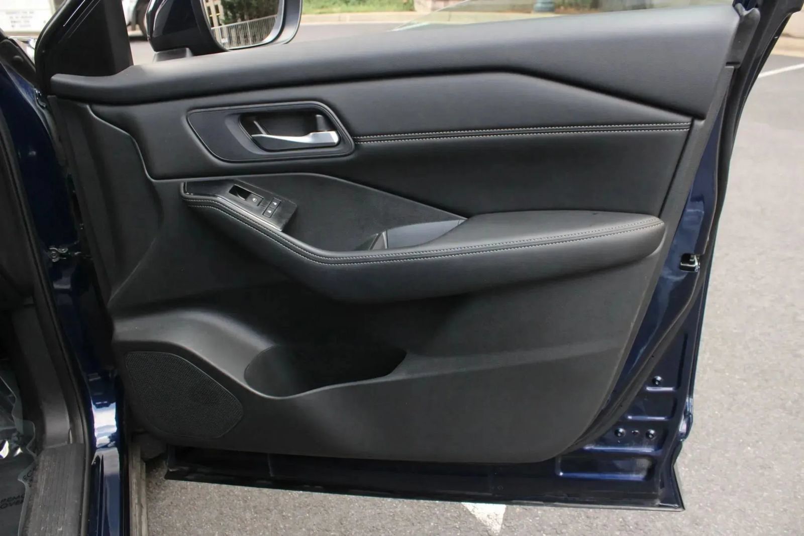 Used 2024 Nissan Rogue SV w/ SV Premium Package AWD/4WD image 53