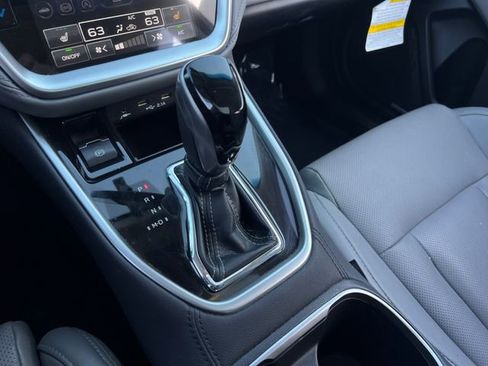 Used 2022 Subaru Legacy Limited image 27