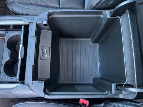 Used 2021 GMC Yukon XL Denali w/ Denali Premium Package image 31