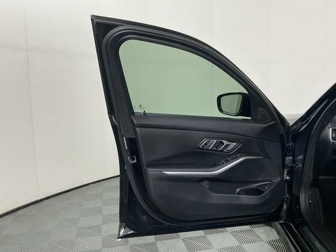 Certified 2023 BMW 330i Sedan w/ Premium Package RWD image 19