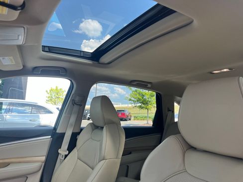 Used 2020 Acura MDX w/ Technology Package AWD/4WD image 6
