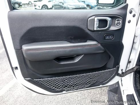 Used 2019 Jeep Wrangler Unlimited Rubicon w/ Dual Top Group AWD/4WD image 19